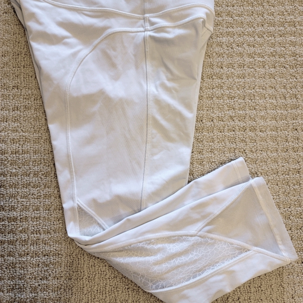 SOLD Lululemon leggings